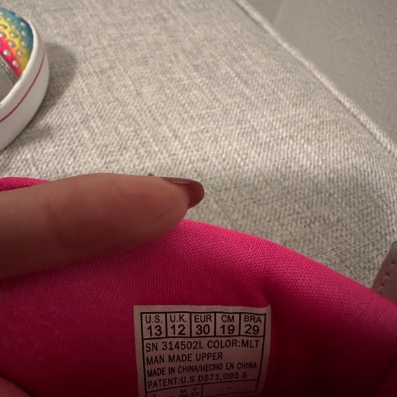 Skechers for girls - Picture 7 of 9